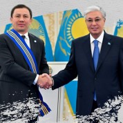 ГЕННАДИЙ ГОЛОВКИН І ДӘРЕЖЕЛІ «БАРЫС» ОРДЕНІМЕН МАРАПАТТАЛДЫ